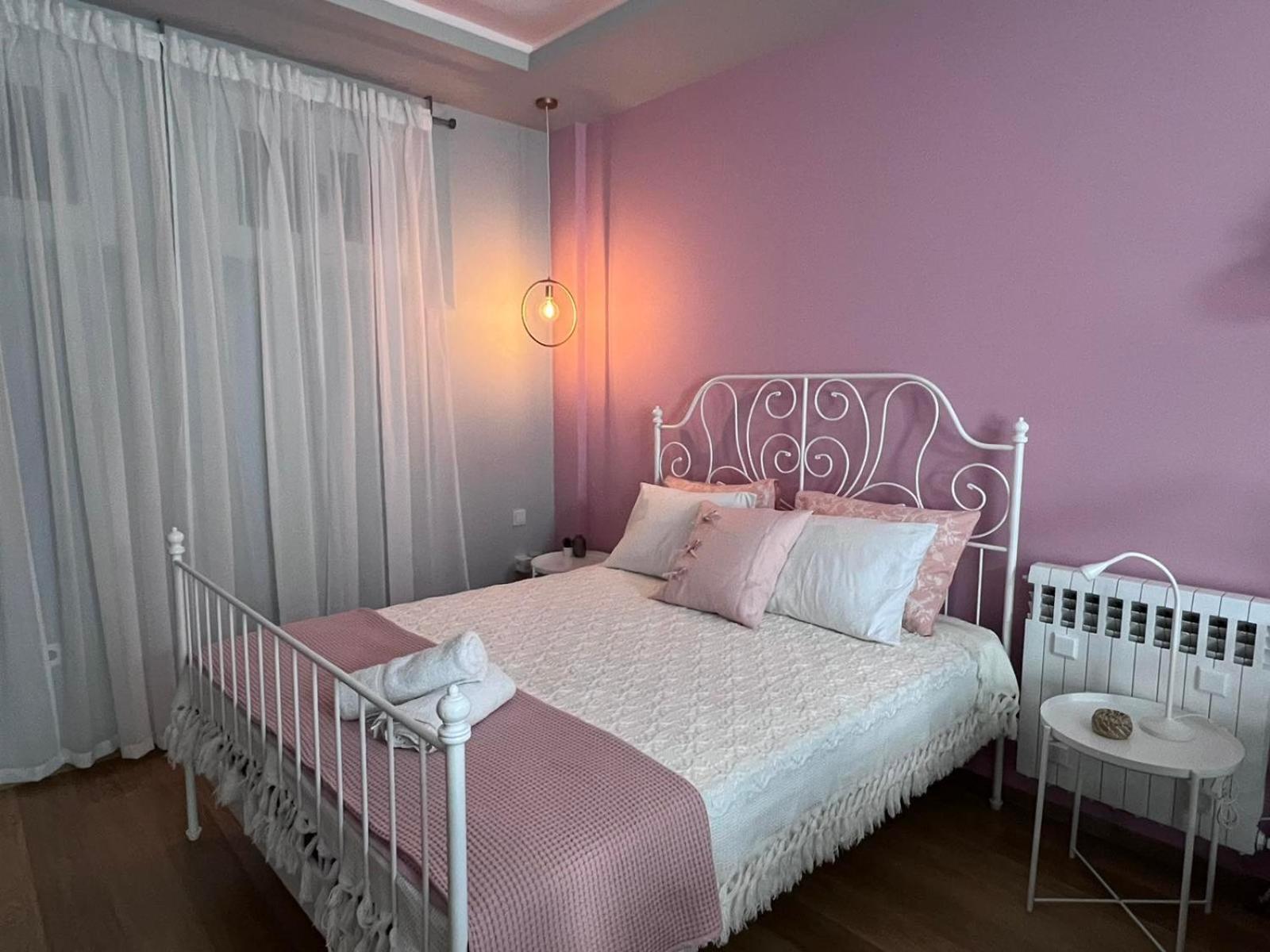 Retro House With Garden In Anopoli Villa เทสซาโลนิกิ ภายนอก รูปภาพ
