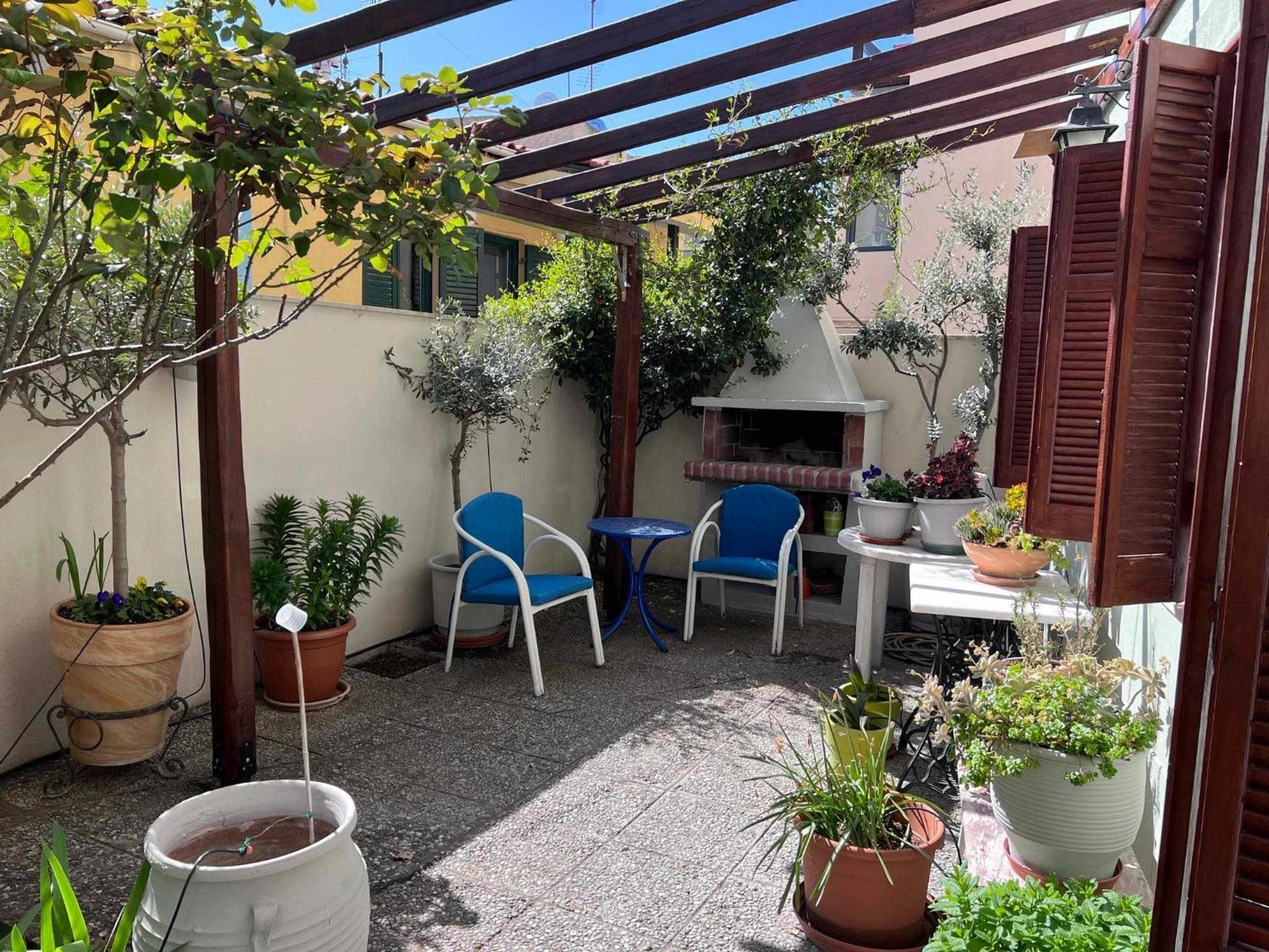Retro House With Garden In Anopoli Villa เทสซาโลนิกิ ภายนอก รูปภาพ